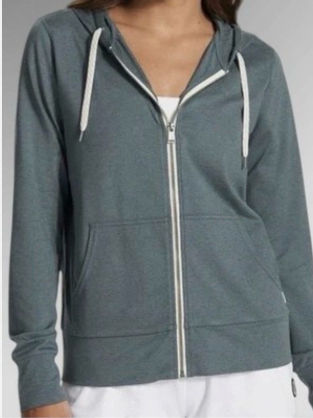 Vuori Woman’s Halo Performance Hoodie